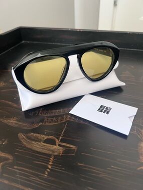 Elisa Johnson VAL sunglasses gloss black with green lens — SOLD OUT online